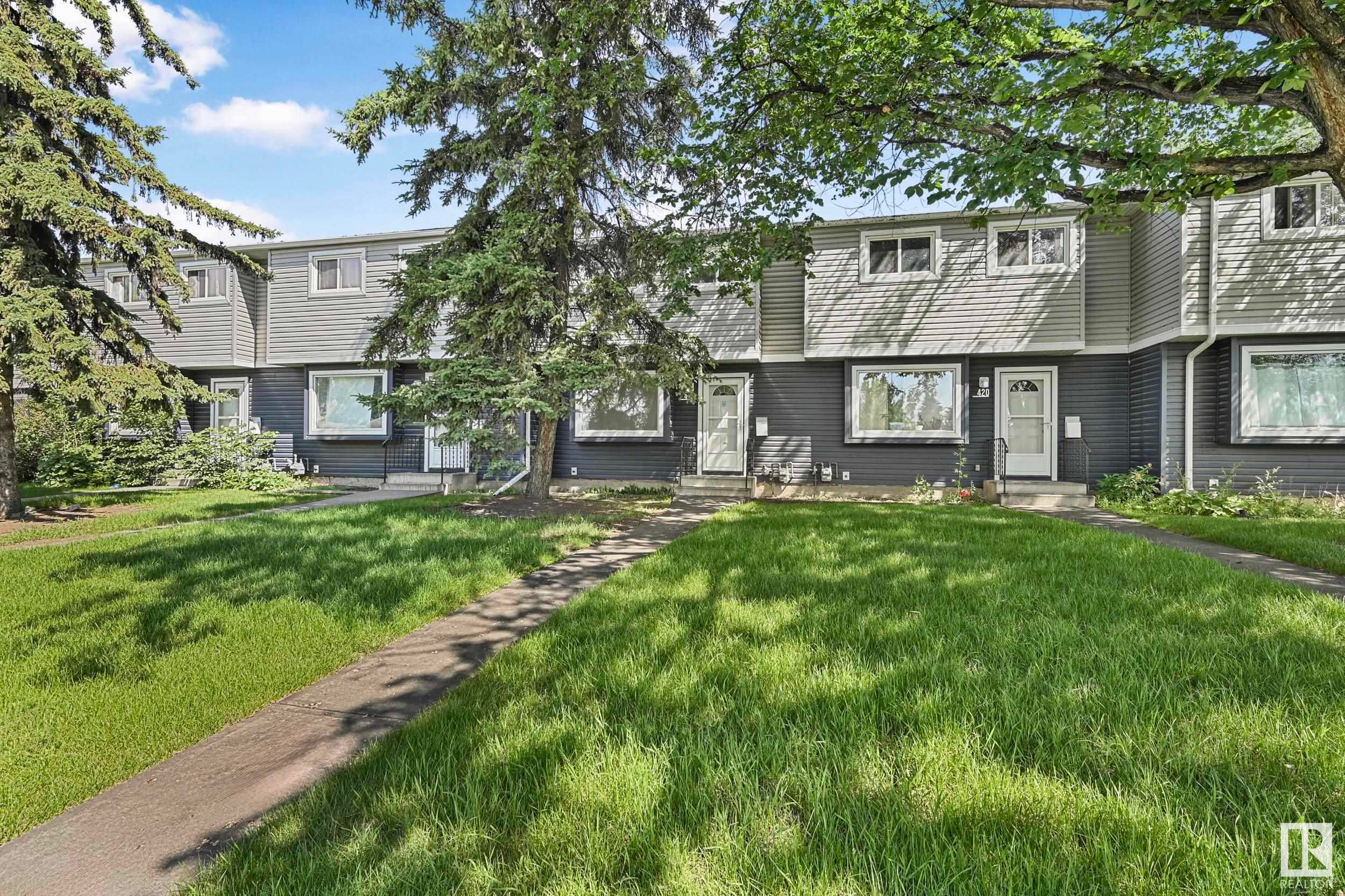 416 Hermitage Road, Edmonton