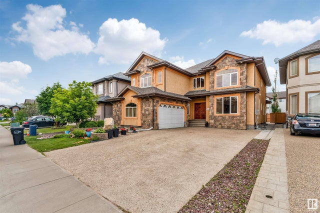 6807 18 Avenue Sw, Edmonton