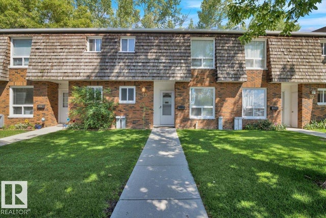 13 Great Oaks, Sherwood Park