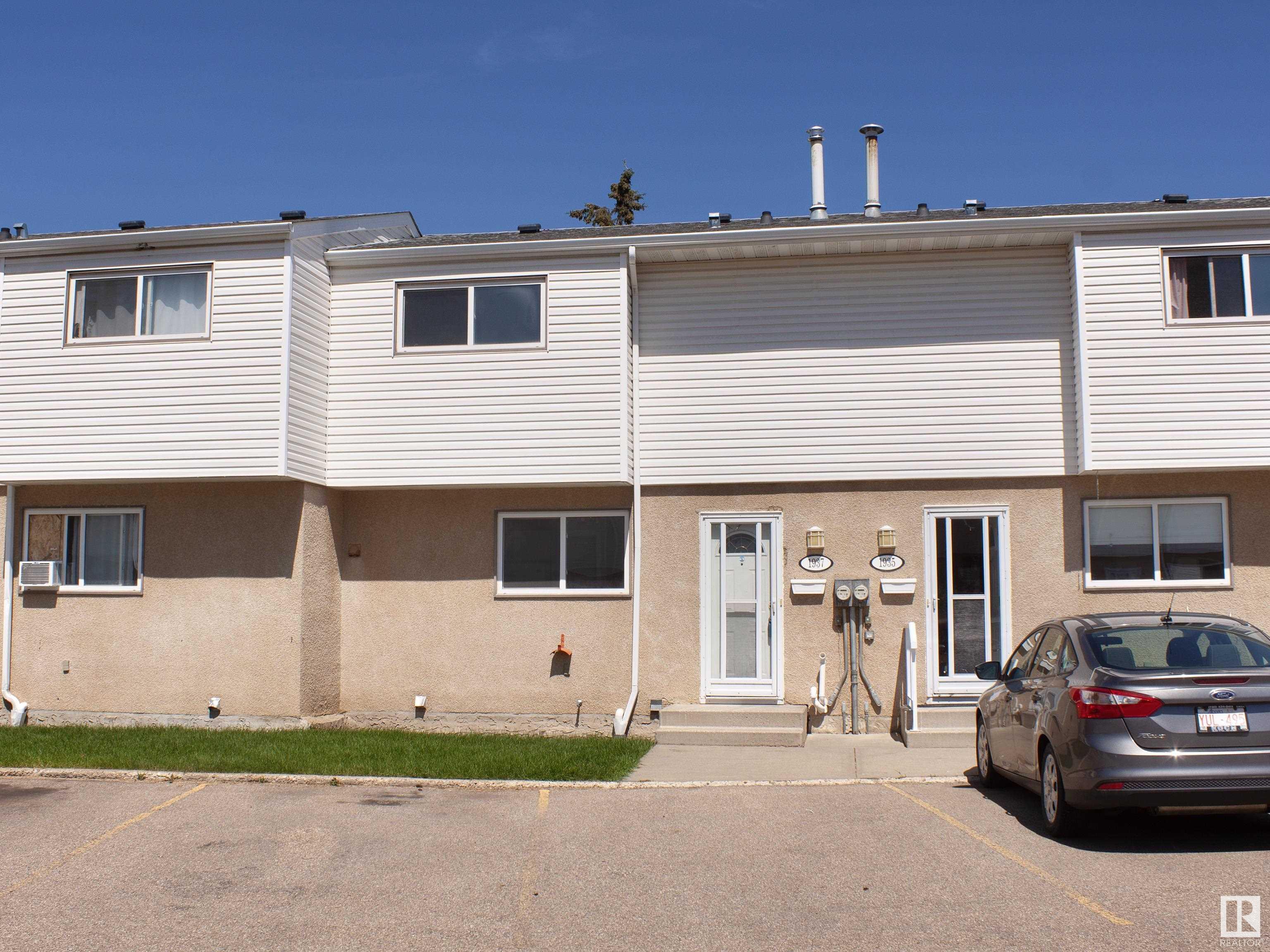 1937 73 Street, Edmonton