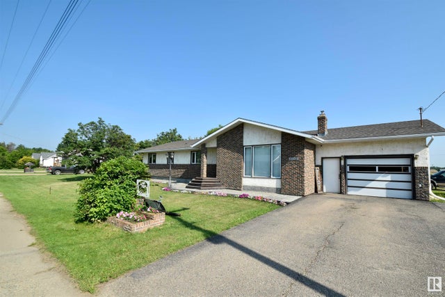 3102 Park Avenue, Mallaig