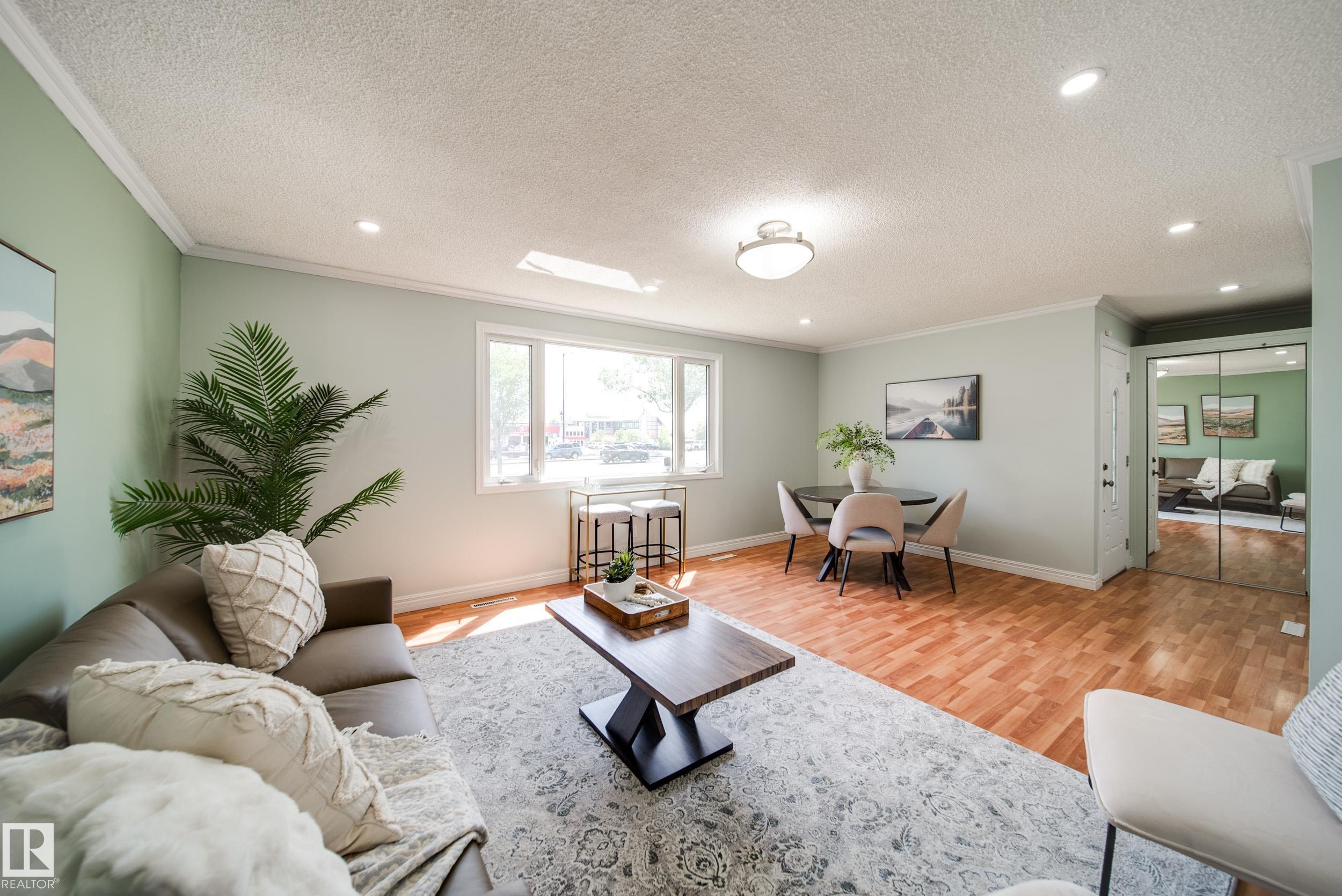 13004 Fort Road, Edmonton
