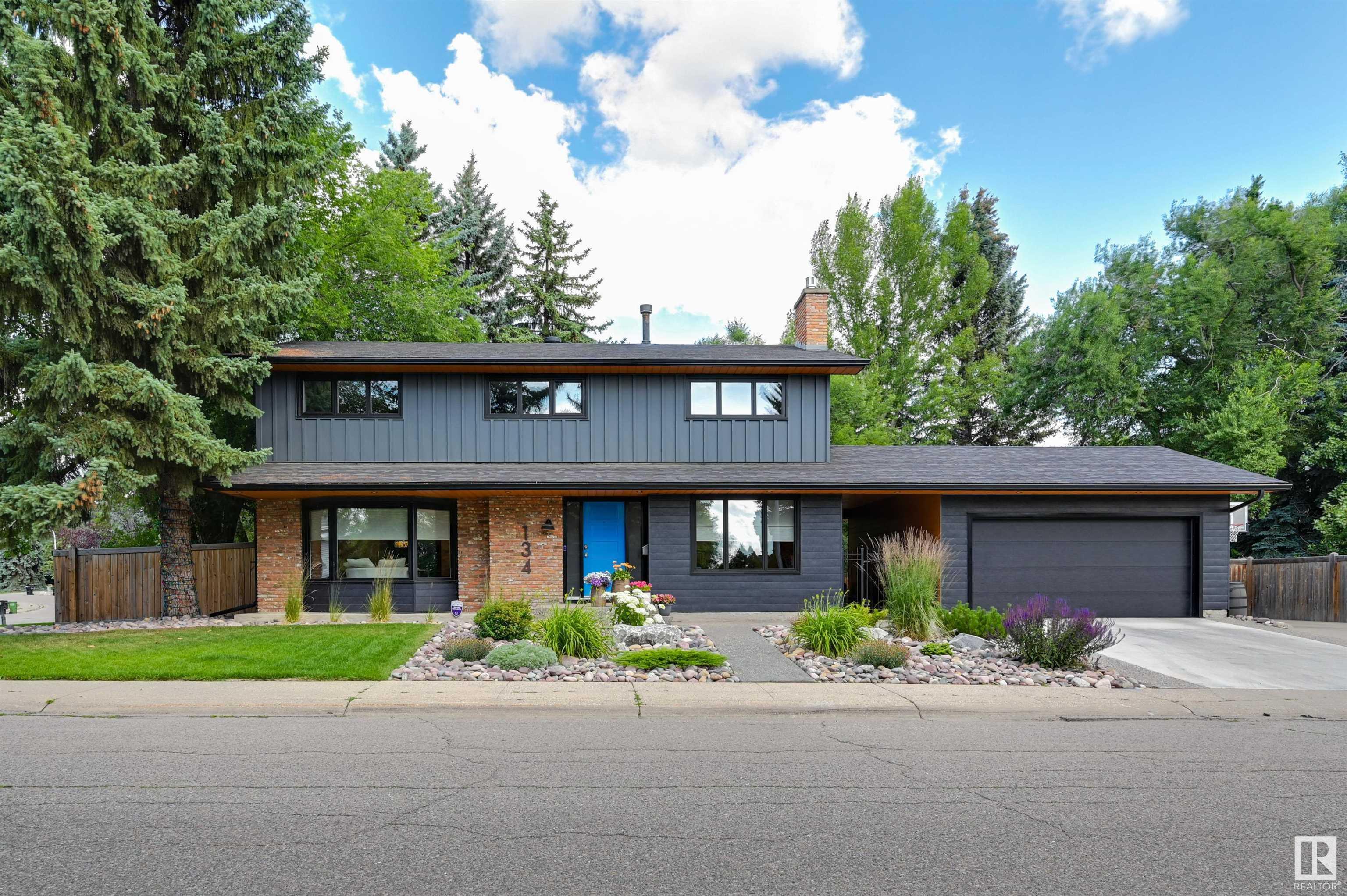 134 Quesnell Crescent, Edmonton