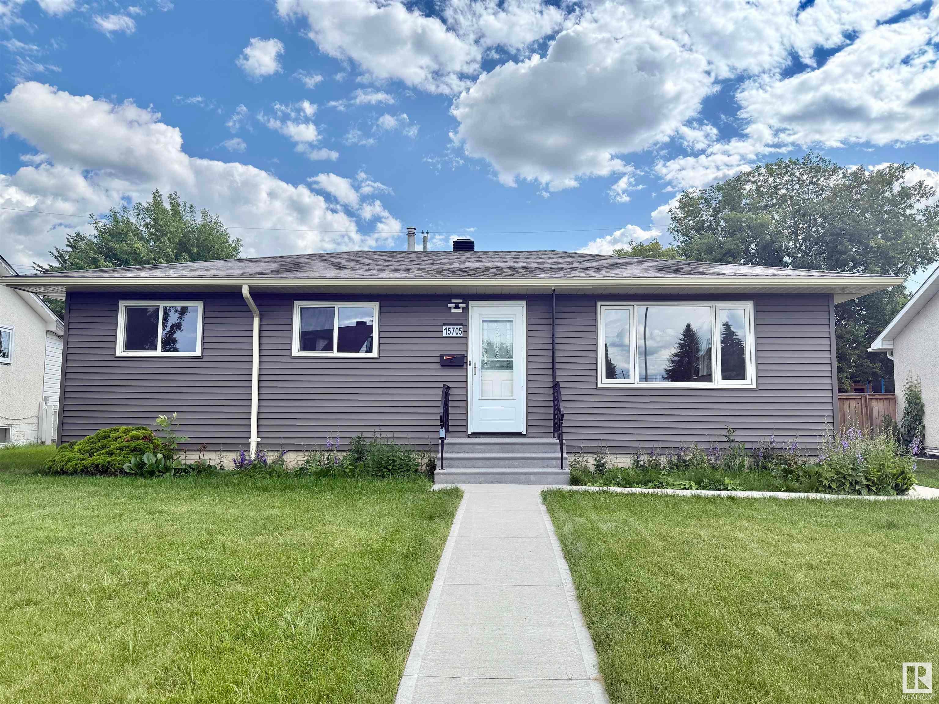 15705 86 Avenue, Edmonton