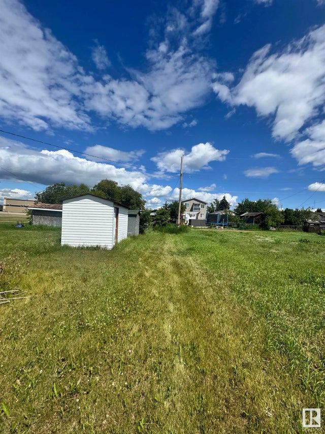 5119 2nd Street, Boyle