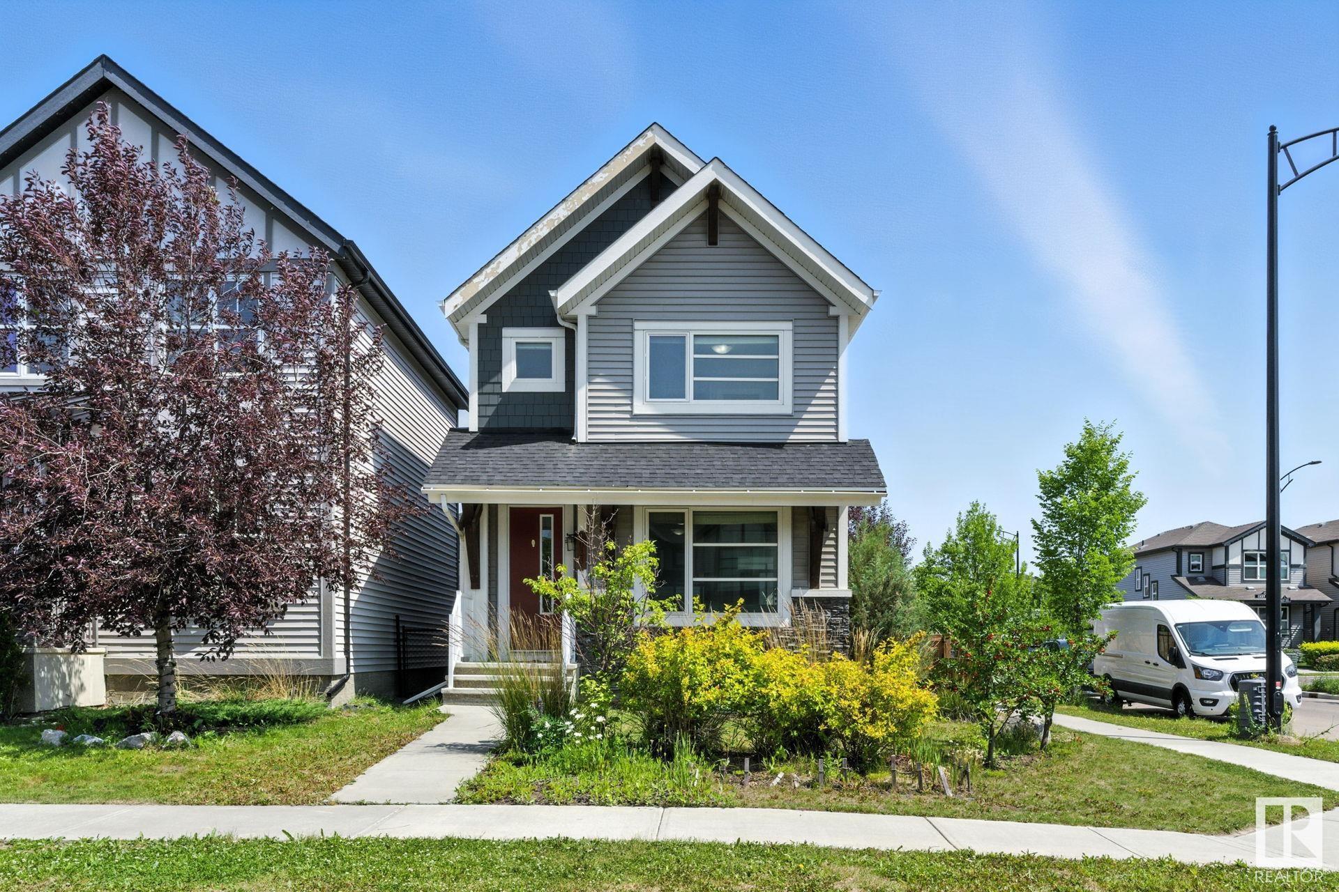 2033 Cavanagh Drive, Edmonton