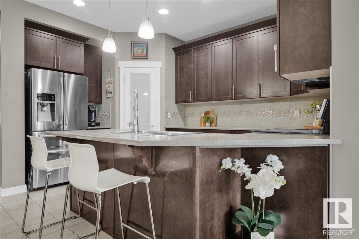 532 Orchards Blvd, Edmonton
