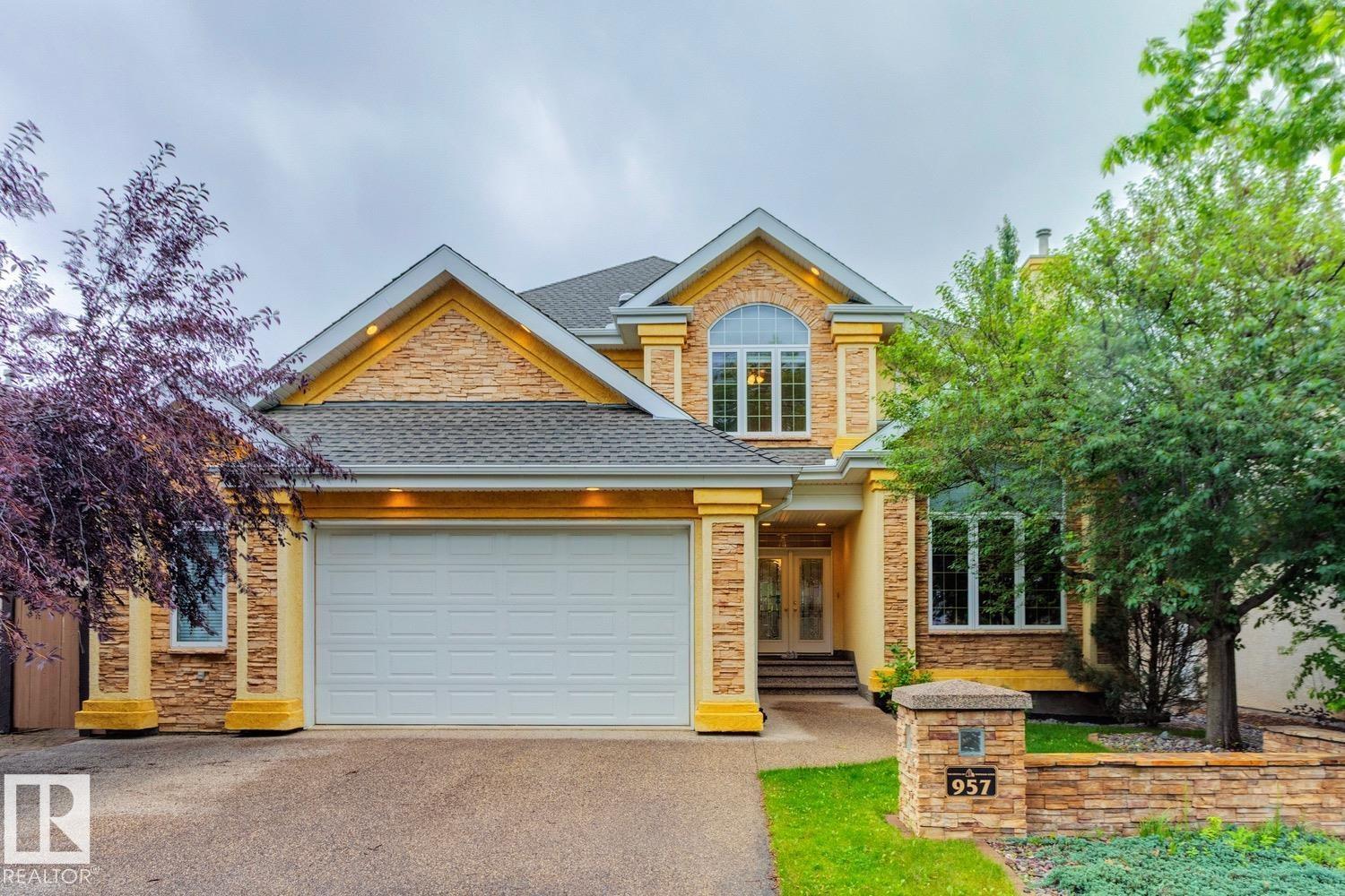 957 Hollingsworth Bend, Edmonton