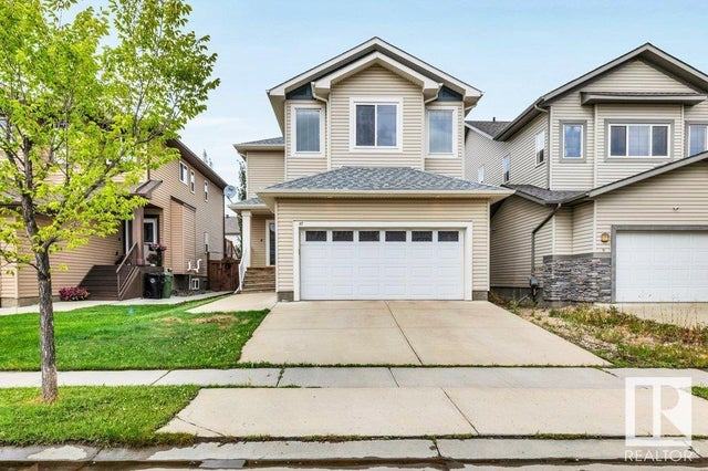 92 Dunlop Wynd, Leduc