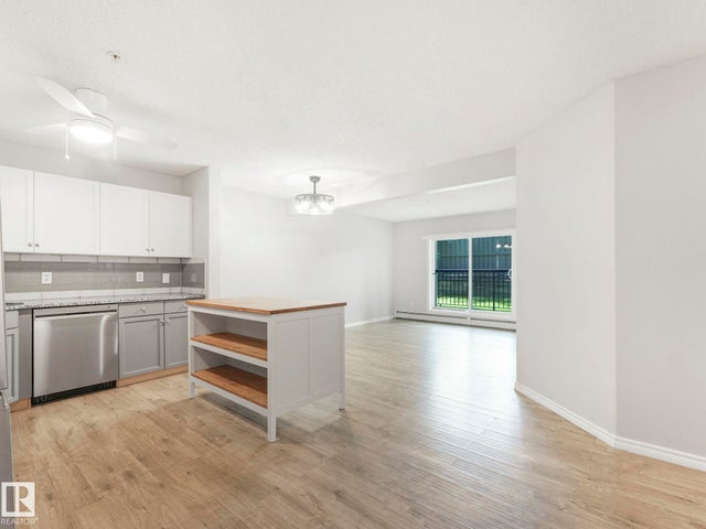 110 646 Mcallister Loop Sw, Edmonton