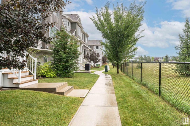 13 2121 Haddow Drive Nw, Edmonton