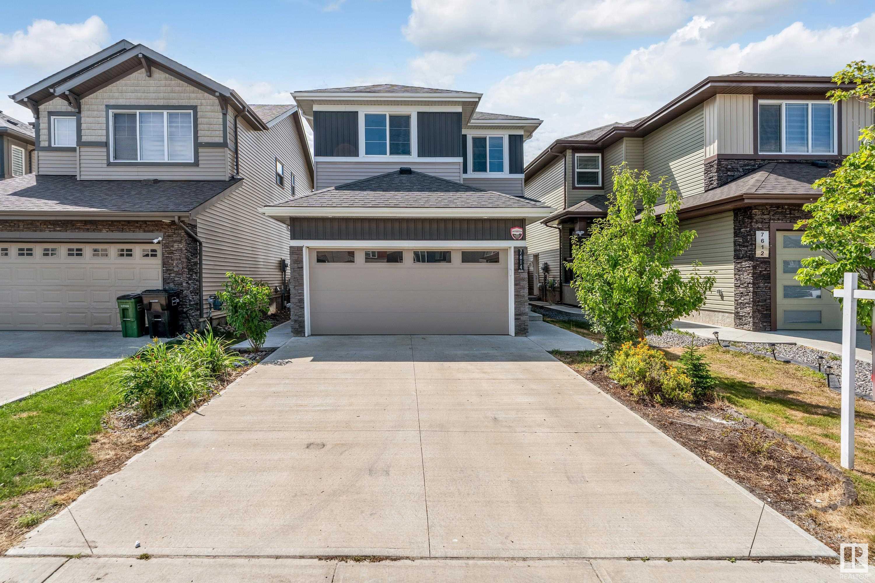 7614 Creighton Place, Edmonton