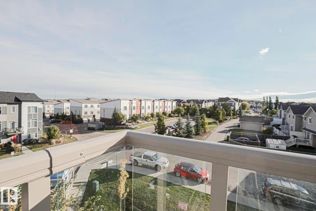 426 812 Welsh Drive Sw, Edmonton