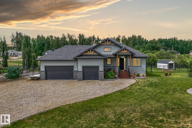2035 Spring Lake Drive, Rural Parkland County