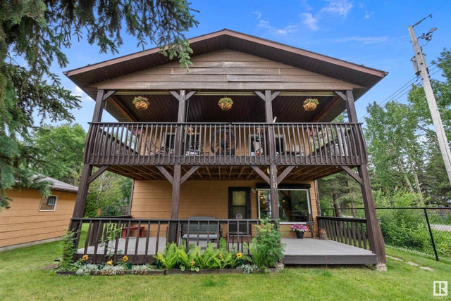 110 1st Avenue, Rural Wetaskiwin County