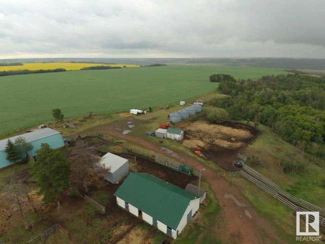 14123 Twp Rd 404, Rural Flagstaff County