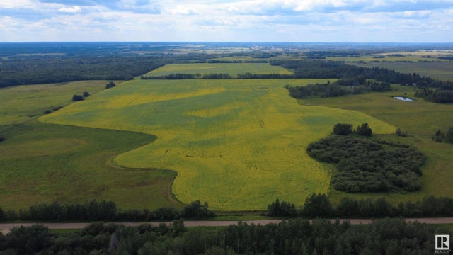 21113 Twp Road 574, Rural Sturgeon County