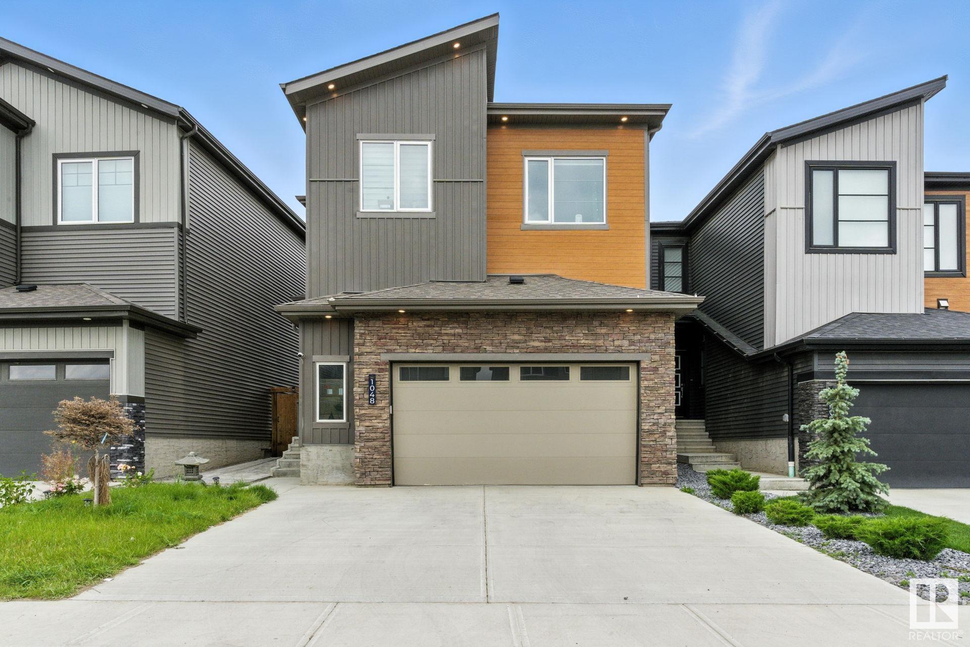 1048 Goldfinch Way, Edmonton