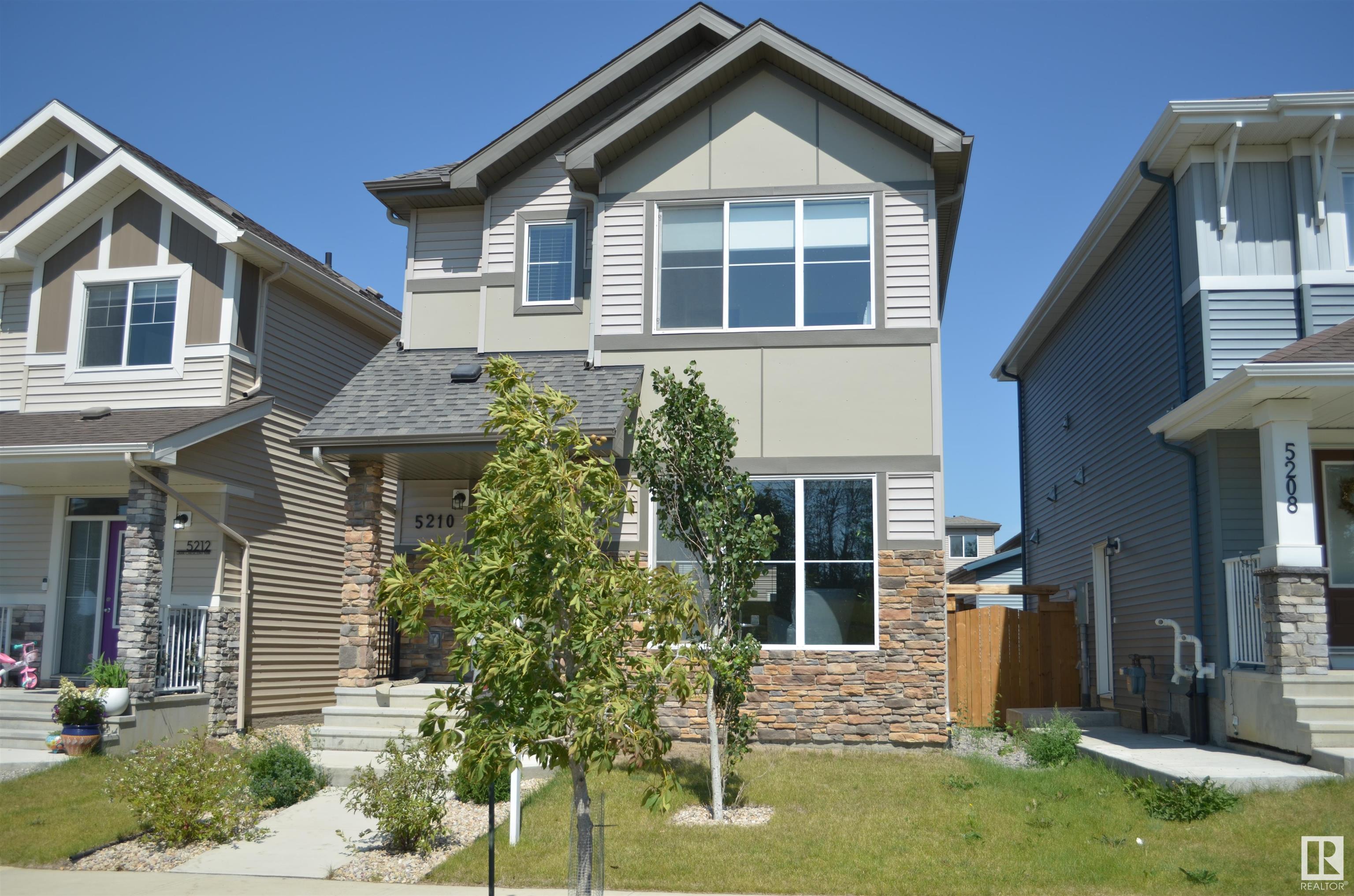5210 Lark Crescent, Edmonton