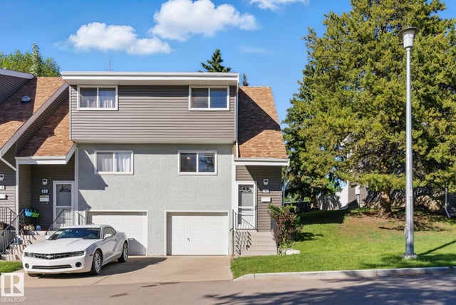 9 Grandin Woods Estates, St. Albert