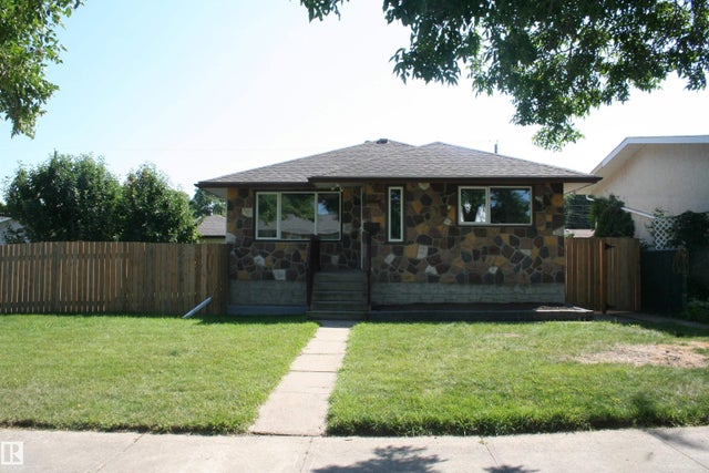 11823 43 Street, Edmonton