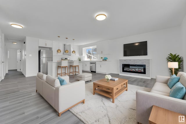 8004 130 Avenue Nw, Edmonton