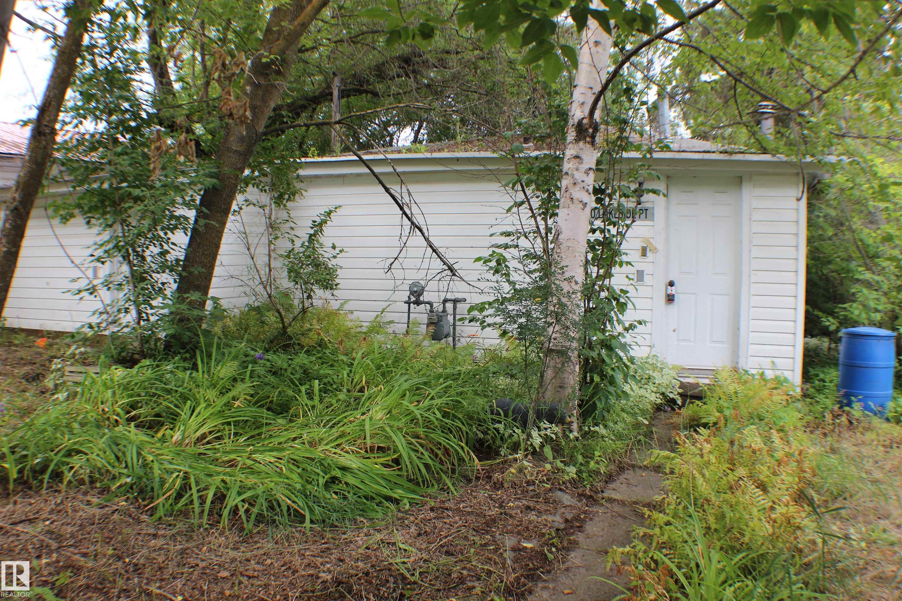 620 Lakeside Point(e), Rural Parkland County