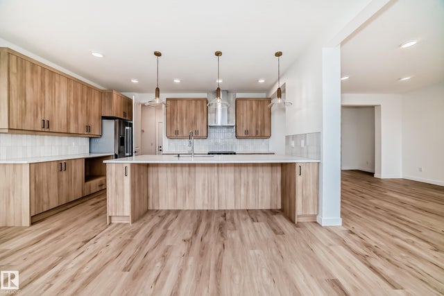 5727 Kootook Way, Edmonton