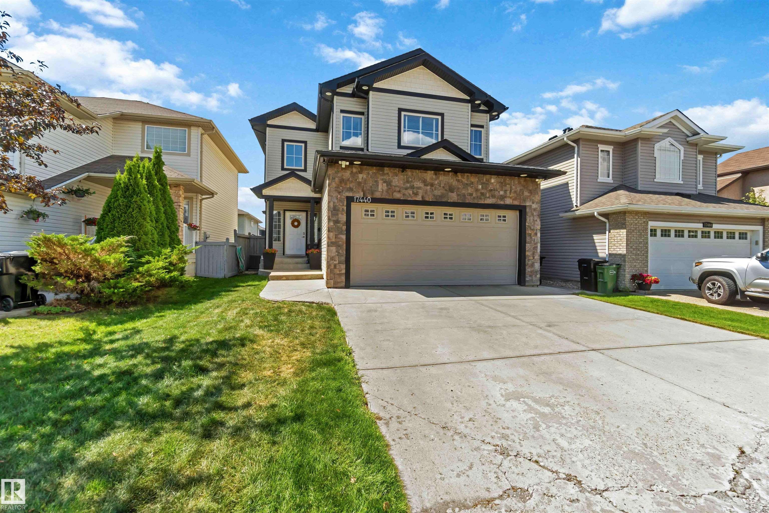 Edmonton Real Estate: Single Family Property for Sale in Canossa