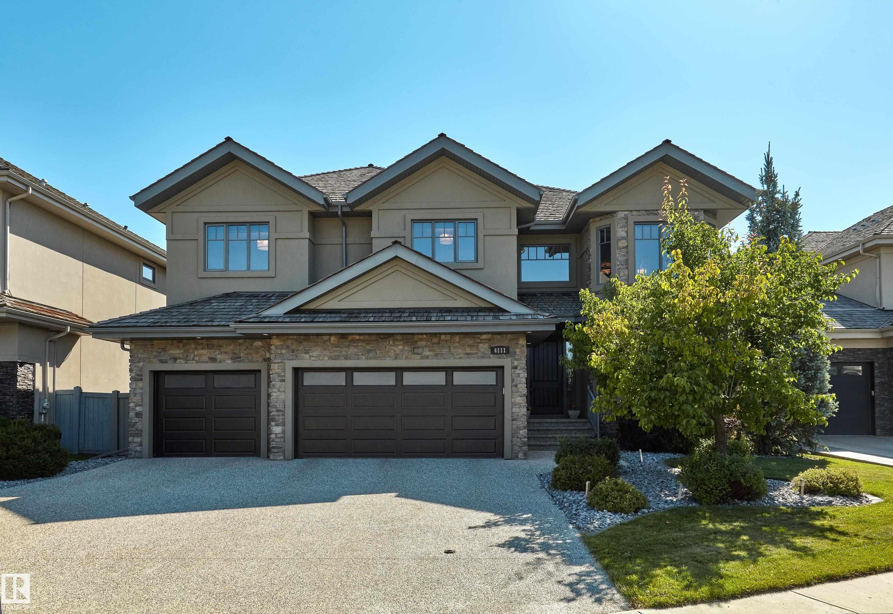Photo for MLS®# E4451486 - home for sale at 4111 Westcliff Heath Heath Southwest, Windermere, Edmonton AB