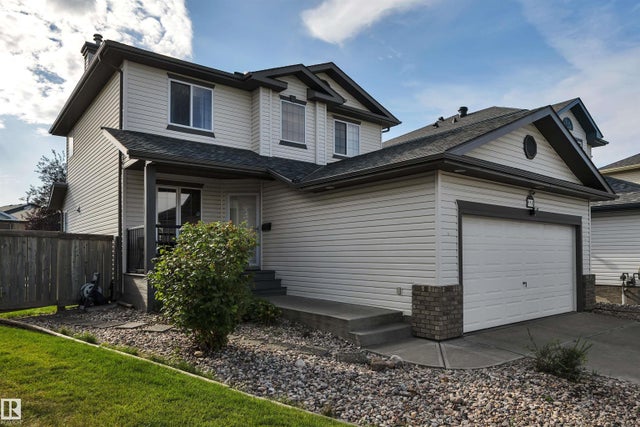 551 Klarvatten Lake Wynd, Edmonton