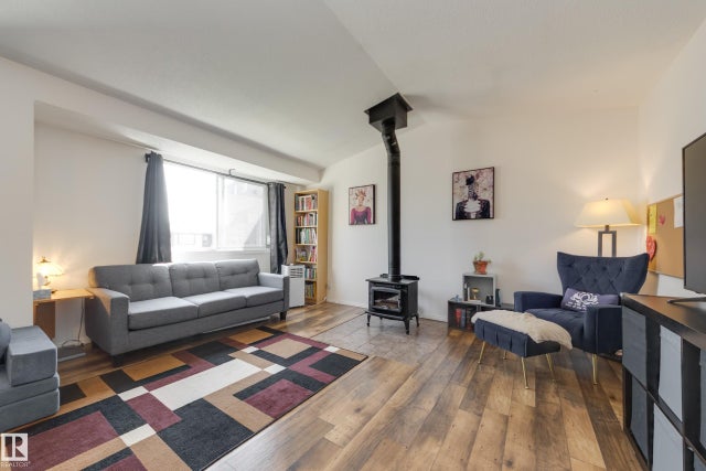 1522 69 Street Nw, Edmonton