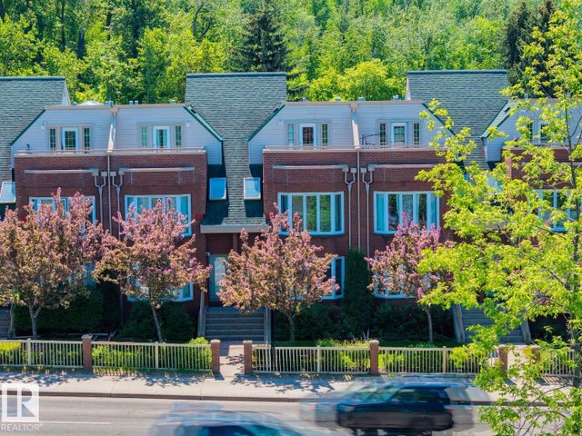 9021 98 Avenue, Edmonton