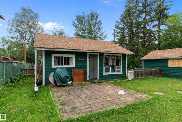 211 2nd Avenue, Rural Wetaskiwin County