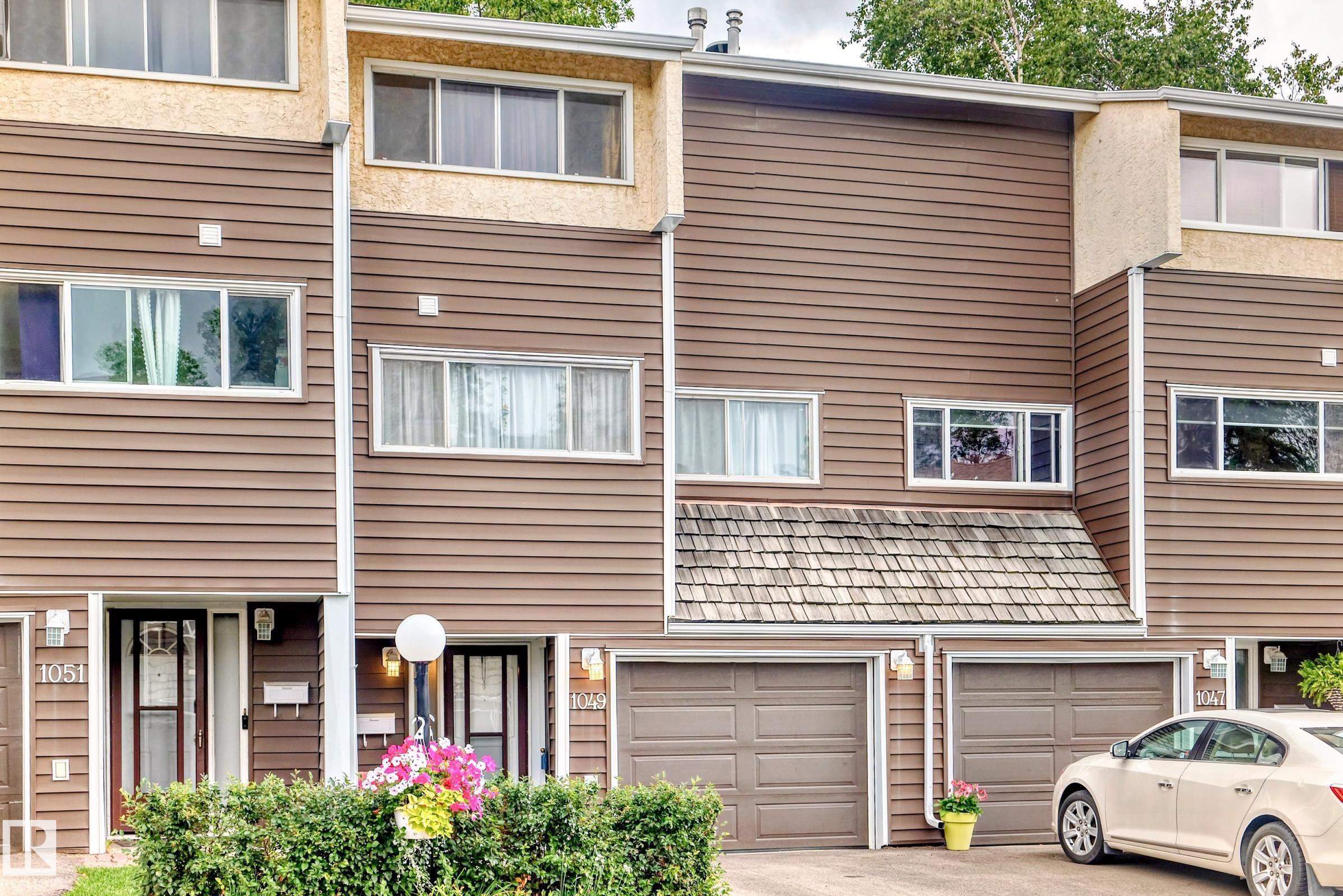1049 Millbourne, Edmonton