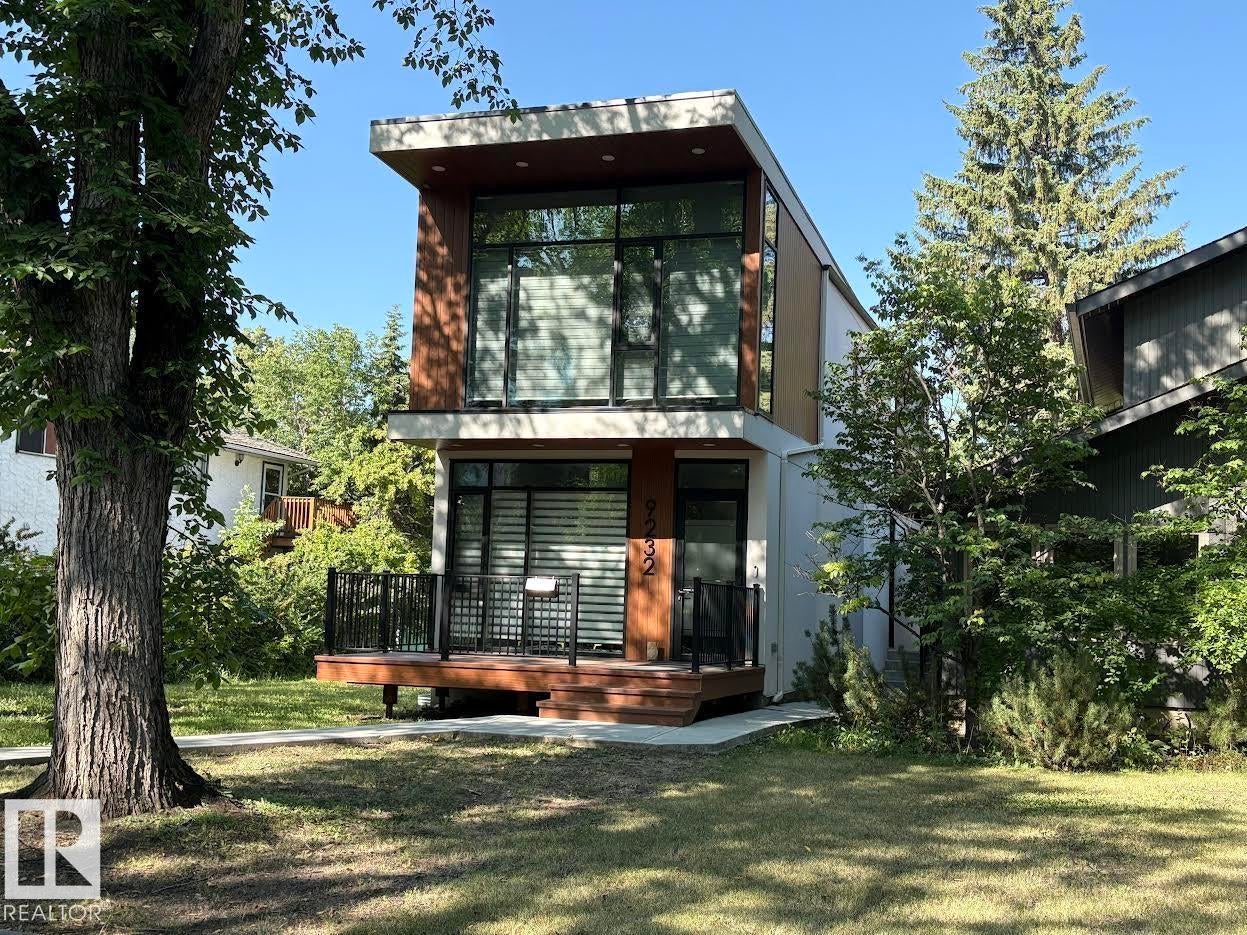 9232 117 Street, Edmonton