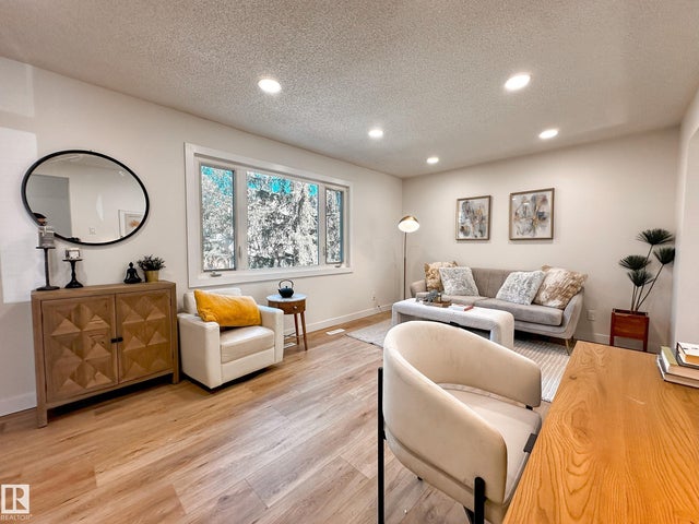 6j Callingwood Court, Edmonton