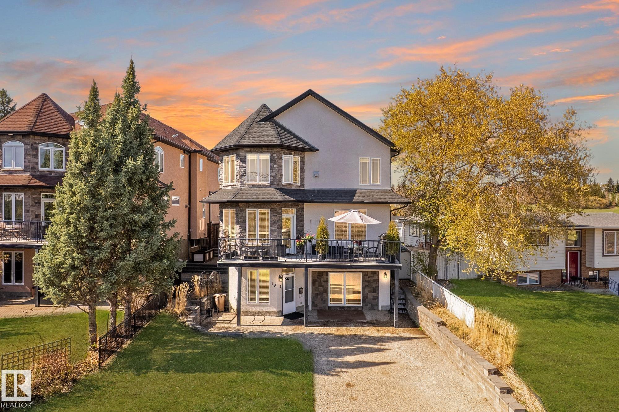 19 Mission Avenue, St. Albert