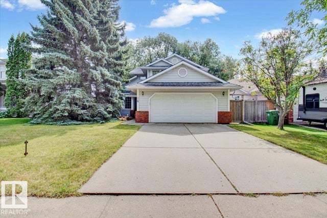 84 Deane Crescent, St. Albert