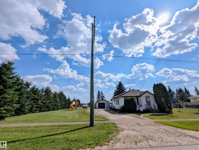 5027 49 Avenue, Vilna