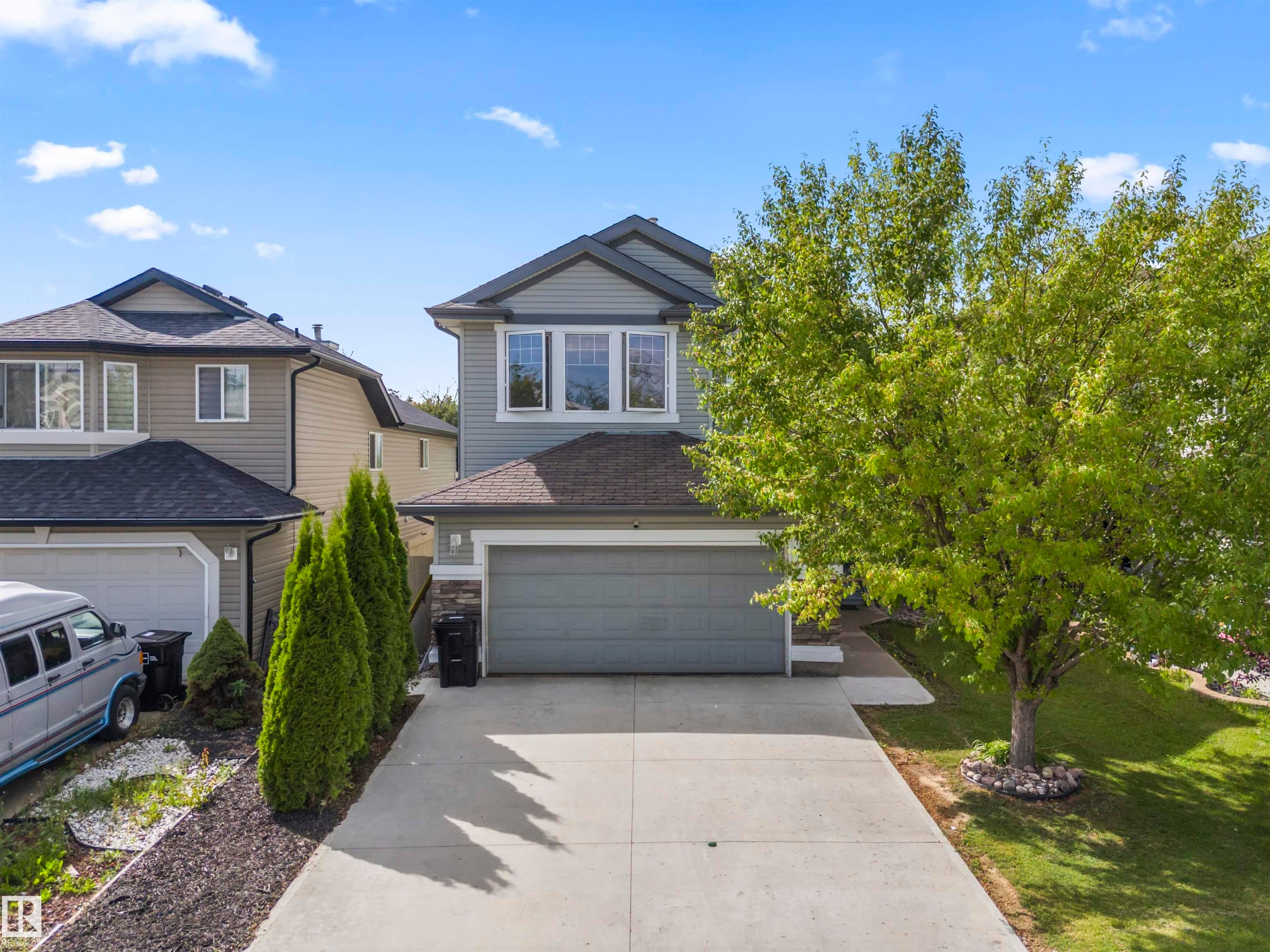 324 79 St, Edmonton