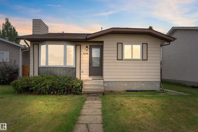 9328 175 Avenue Nw, Edmonton