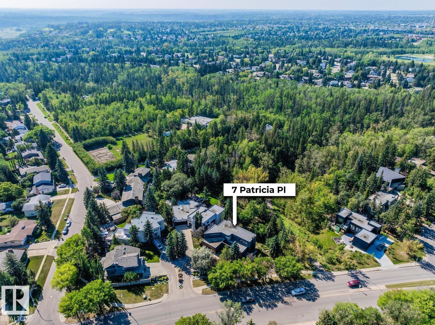 Single Family Property for Sale at 7 Patricia Place Northwest, Edmonton: MLS®# E4452835