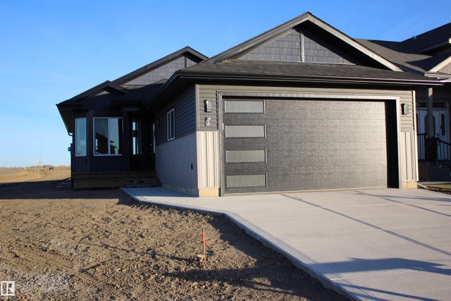 1 Whitetail Way, Mundare