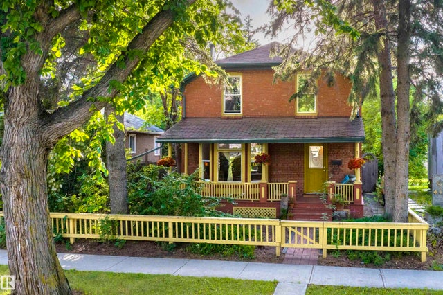 7024 105a Street Nw, Edmonton