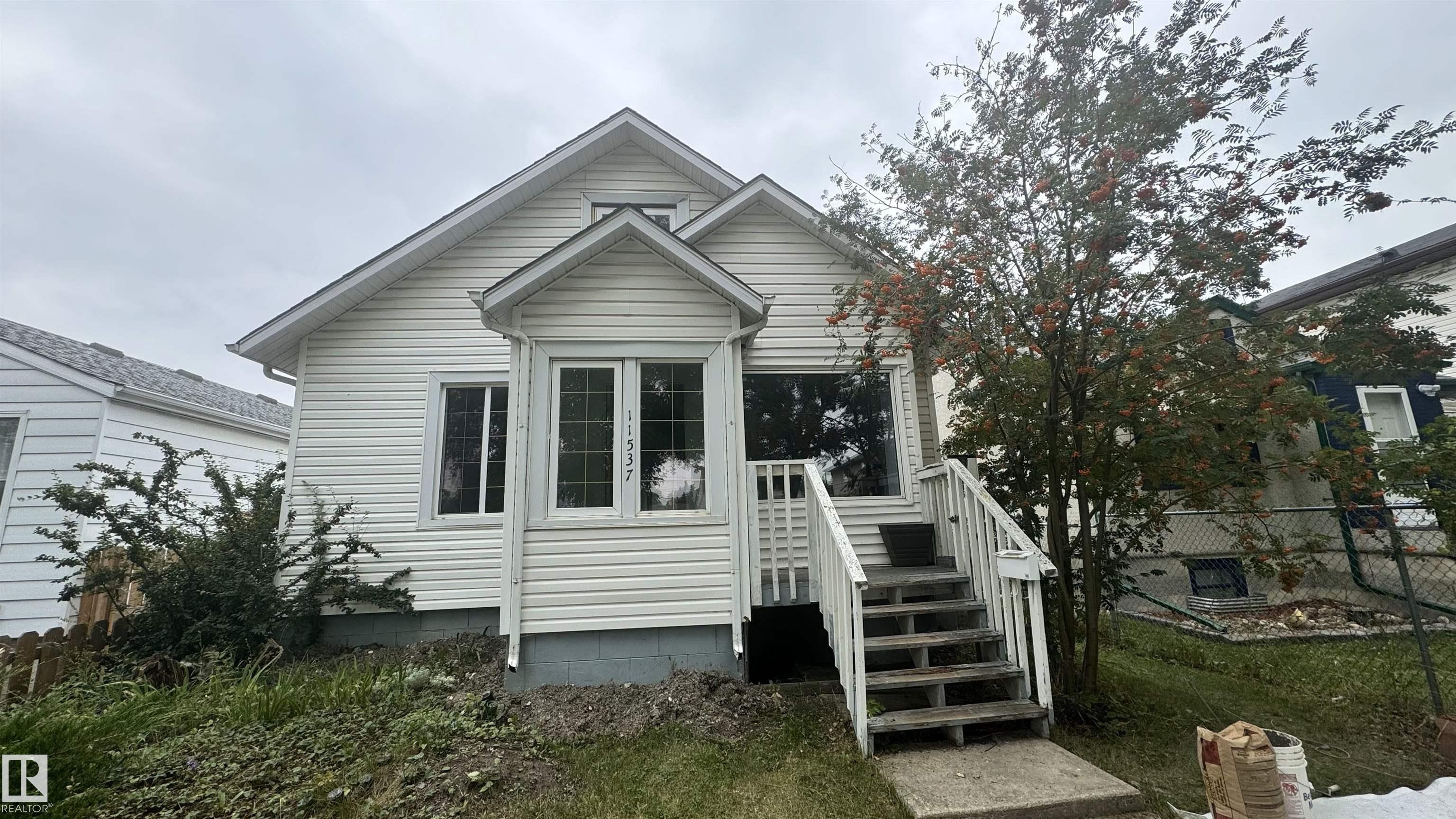 Home for Sale Located at 11537 81 Street Northwest, Edmonton, AB