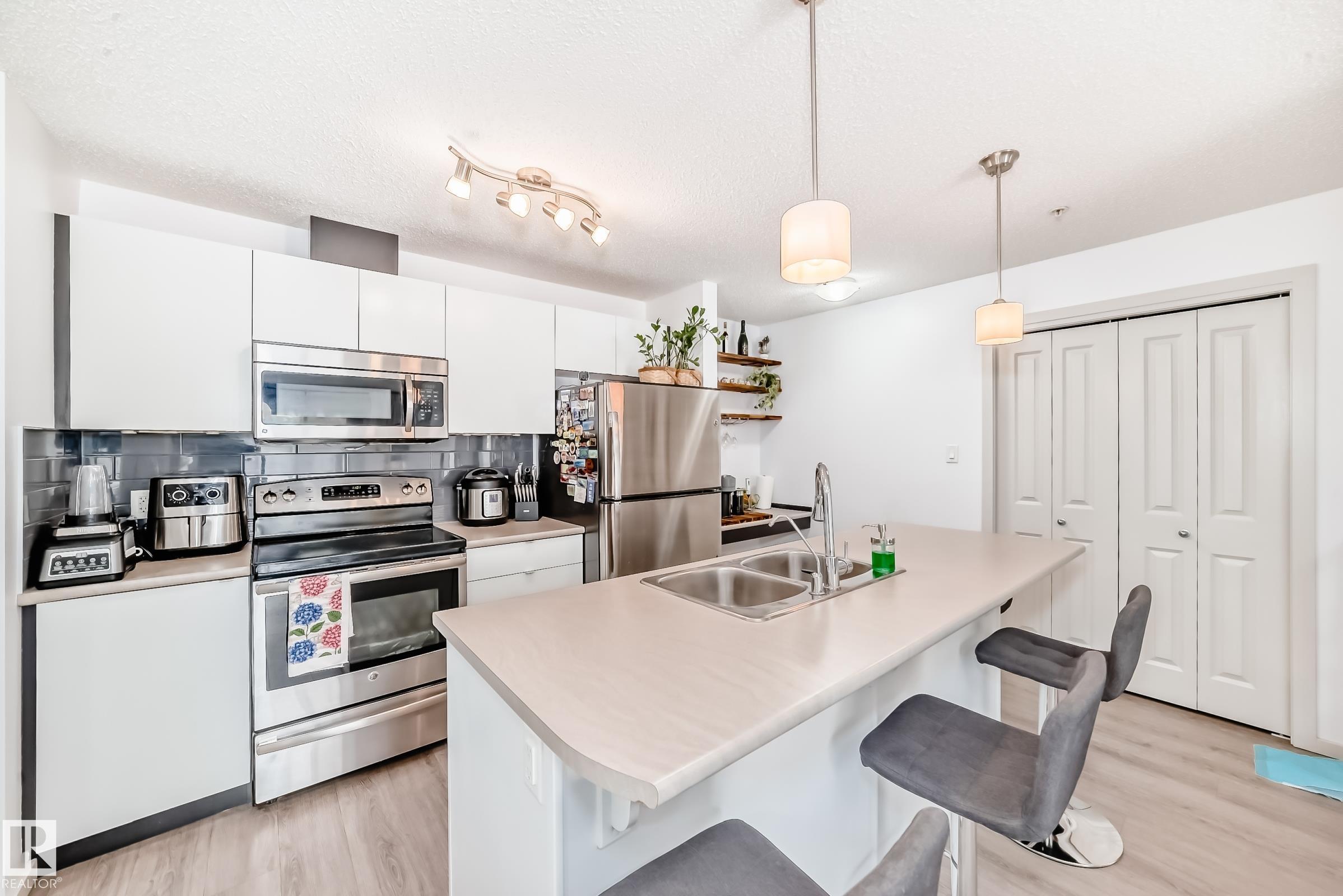 148-348 Windermere Road, Edmonton