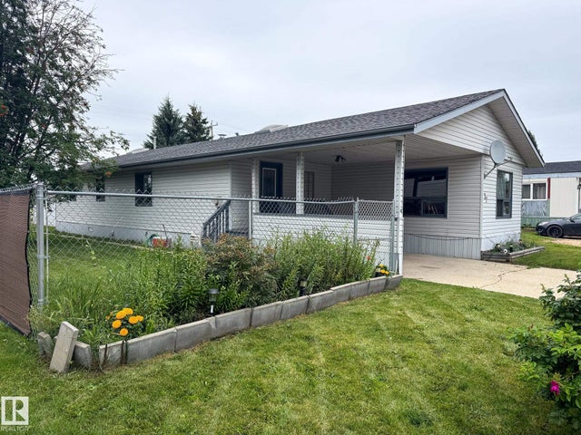27 Auttreaux Drive, Whitecourt Airport