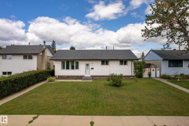 8016 131a Avenue, Edmonton