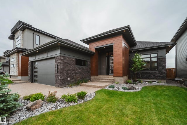 4832 Knight Crescent Sw, Edmonton